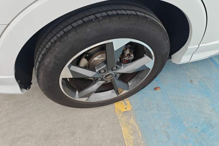 Used Audi Q3 2021 35 TFSI Fashion Dynamic Model
