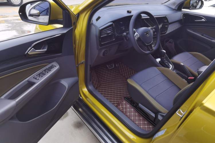 Used Jetta VS5 2019 280TSI Automatic Enjoyment Model
