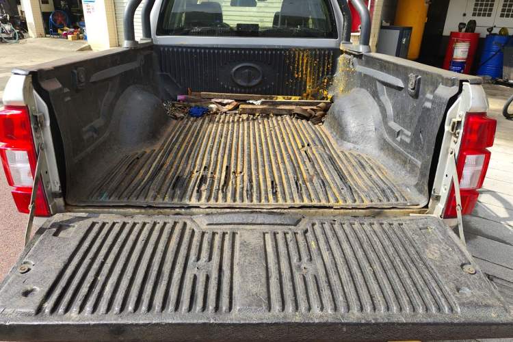 Used Great Wall Wingle 7 2018 2.0T Two-Wheel Drive Elite Version Big Double 4D20D Trunk