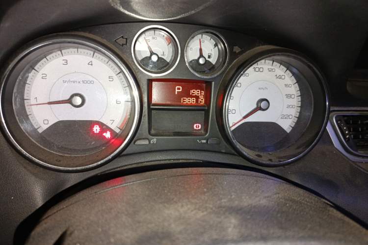 Used Peugeot 308 2012 1.6L Automatic Fashion Edition Odometer Close Up