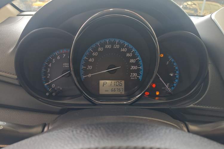 Used Toyota YARiS L Zhi Xuan 2016 Revised 1.5E CVT Charming Edition
