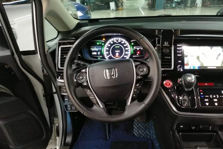 Used Honda Elysion 2019 2.0L Hybrid Luxury Edition