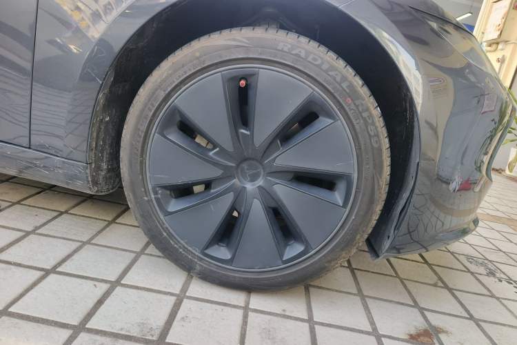 Used Tesla Model 3 2023 Rear-Wheel-Drive Version
