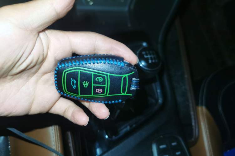 Used Soueast DX7 2017 1.5T Manual Luxury Model Vehicle Key