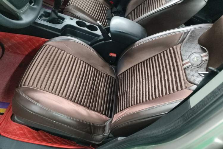 Used Roewe 350 2015 1.5L Manual Luxury Sunroof Edition