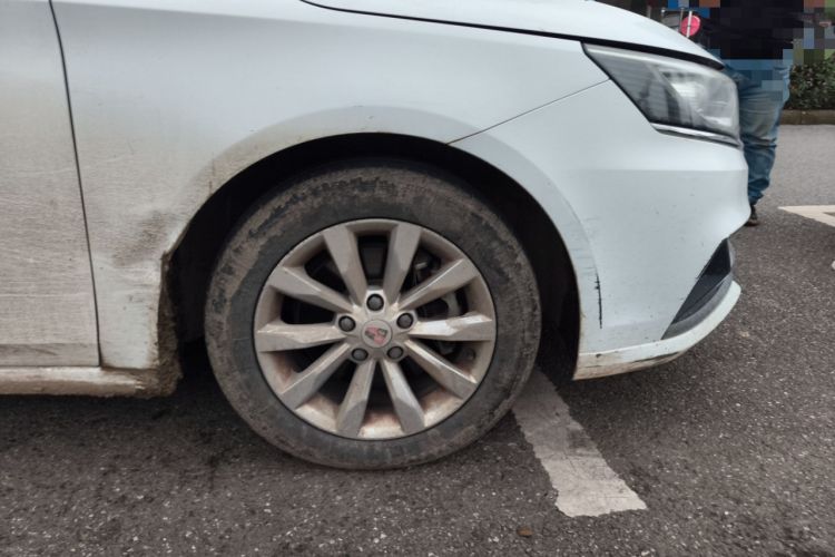 Used Roewe i6 New Energy 2017 45T Hybrid Connect & Smart Enjoyment Edition
