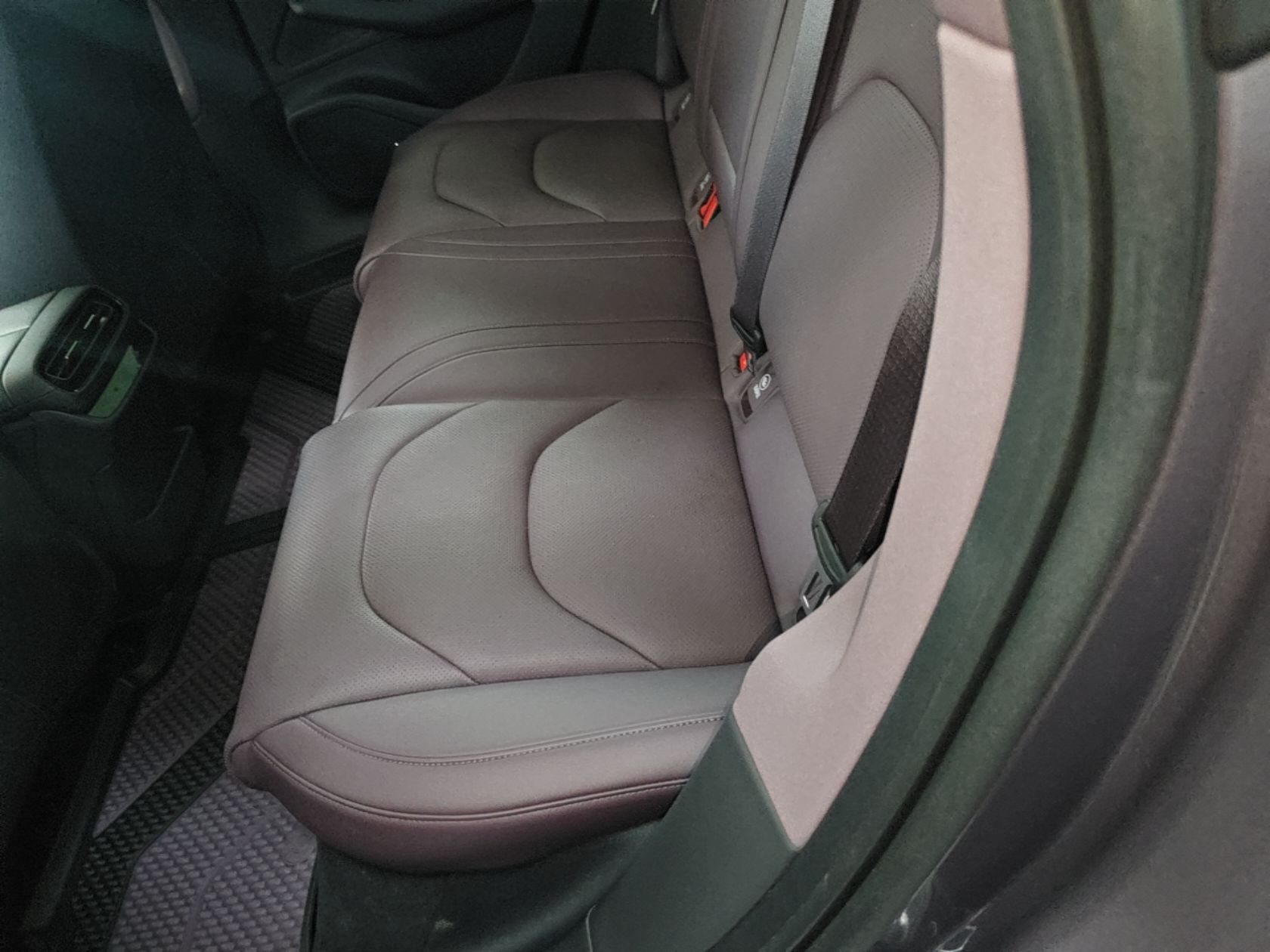 Xiaomi Auto SU7 2024 Rear-Drive Long-Range Intelligent Driving Version — снимка 20