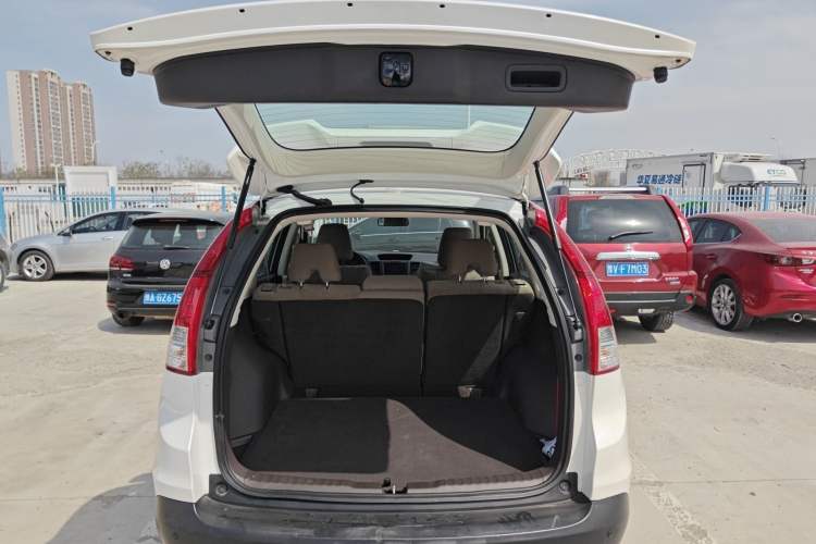 Used Honda CR-V 2015 2.0L 2WD Classic Edition
