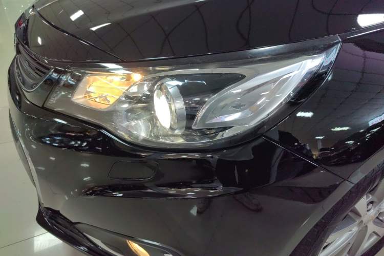 Used Chevrolet Malibu 2017 1.5T Automatic Luxury Edition Left Front Headlight