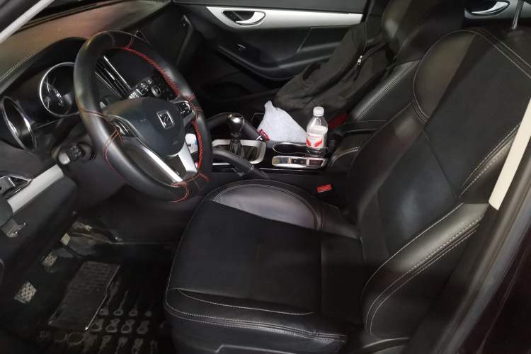 Used Zotye SR7 2016 1.5T Manual Cube Road Edition China V Standard