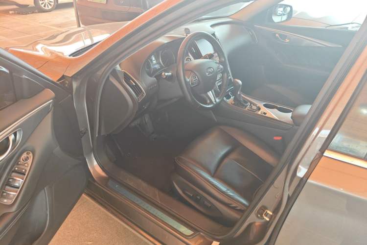 Used Infiniti Q50L 2016 2.0T Enjoyment Edition Driver Seat