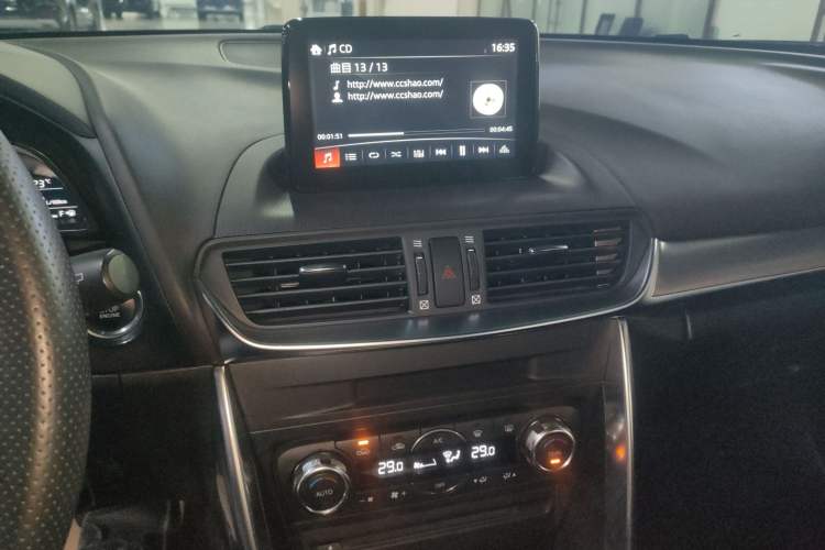 Used Mazda CX-4 2018 2.0L Automatic Two-Wheel Drive Blue Sky Premium Upgrade Version China V Standard