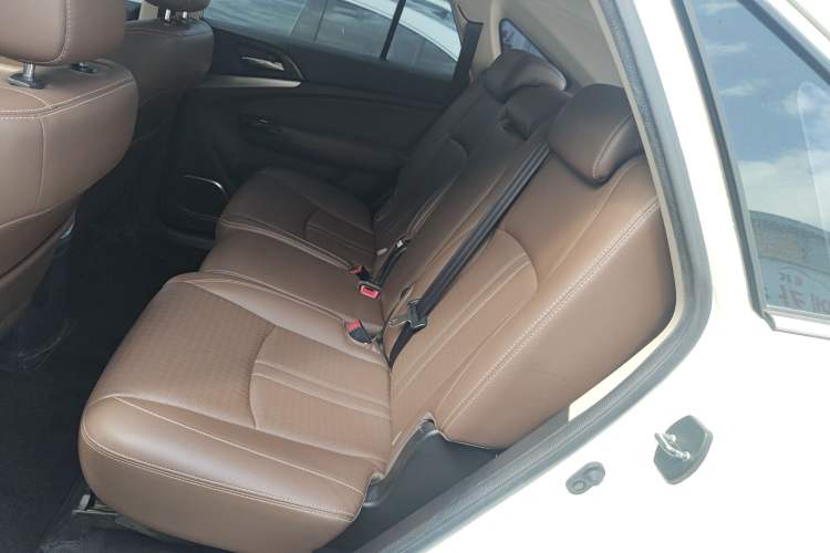 Used BYD S7 2016 2.0T Automatic Prestige Plus