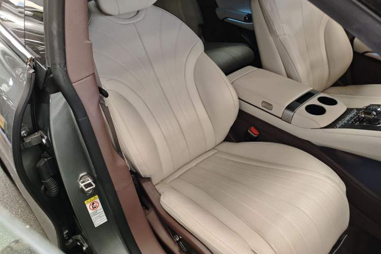 Used Denza Z9GT 2024 1100 Four-Wheel Drive Ultra Version Right Front Seat