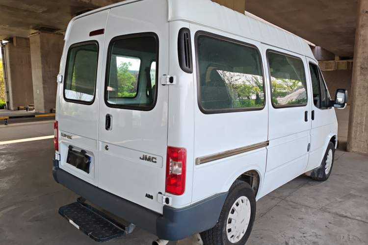 Used JMC Transit 2017 2.8T Commercial Version Short Wheelbase Mid-Roof 6/7/8-Seater JX493 Rear Right 45 Deg
