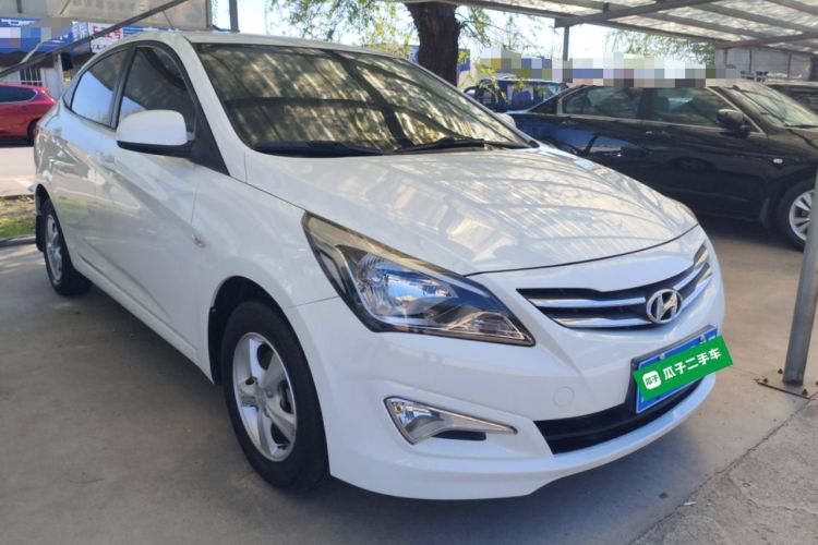 Used Hyundai Verna (older generation) 2016 1.4L Automatic Smart GLS Front Right 45 Deg