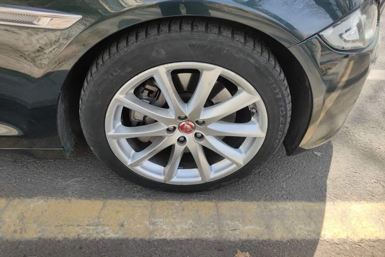 Used Jaguar XJ 2016 XJL 3.0 SC Four-Wheel Drive Flagship Business Edition
