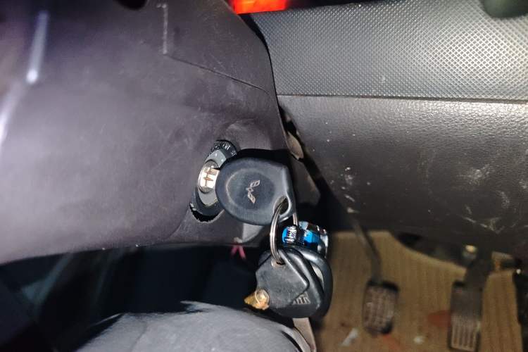 Used Wuling Rongguang 2012 1.5L Extended Basic Version
