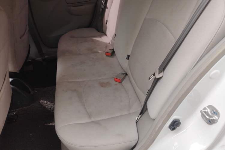 Used Dongfeng Junfeng ER30 2018 Base Model
