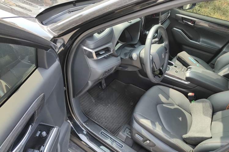 Used Toyota Crown Kluger 2024 2.5L HEV Four-Wheel Drive Premium Edition Driver Seat