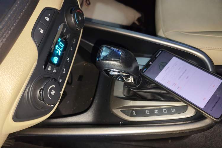 Used Ford Escort 2015 1.5L Automatic Fashion Model Gear Lever