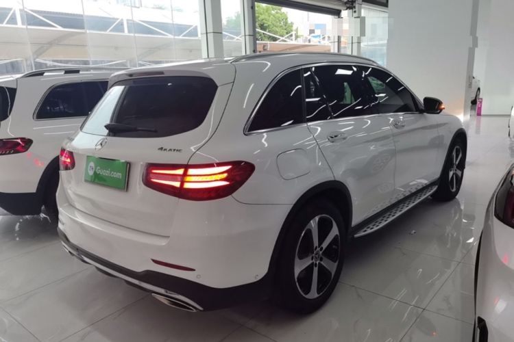 Used Mercedes-Benz GLC 2018 GLC 260 4MATIC Luxury Model
