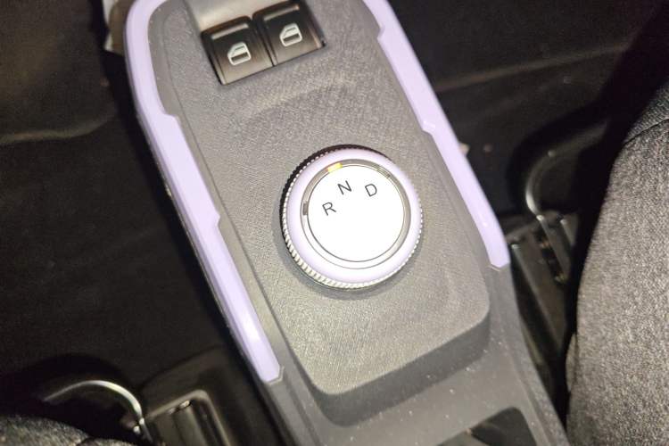 Used Chery QQ Ice Cream 2022 Pudding Model Gear Lever