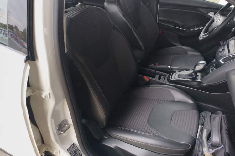 Used Ford Focus 2017 Hatchback EcoBoost 180 Automatic Elite Model
