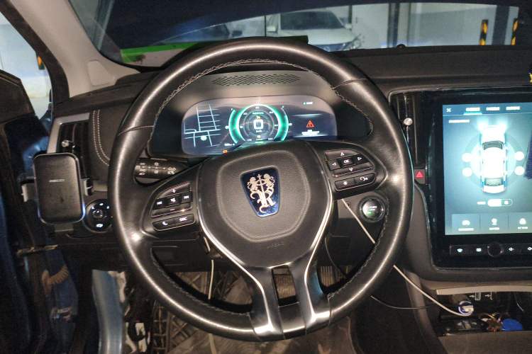 Used Roewe i6 New Energy 2017 45T Hybrid Connective Smart Luxury Edition
