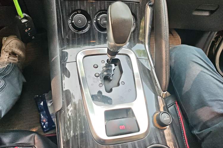 Used Peugeot 3008 2013 2.0L Automatic Classic Edition