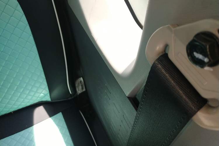 Used Wuling Hongguang MINIEV 2021 Macaron Premium Model – Lithium Iron Phosphate
