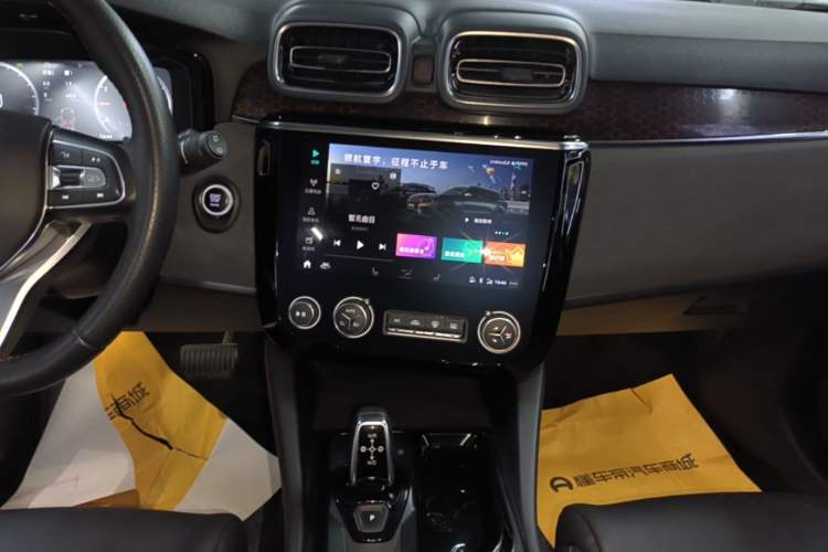 Used Lynk & Co 02 2018 1.5T DCT Two-Wheel Drive Pro Version China V Emission Standard