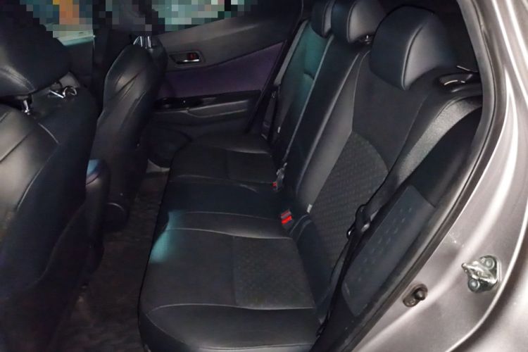 Used Toyota IZOA 2020 2.0L Yichi Version