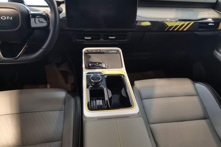 Used AION Y 2022 80 Intelligent Driving Version Gear Lever