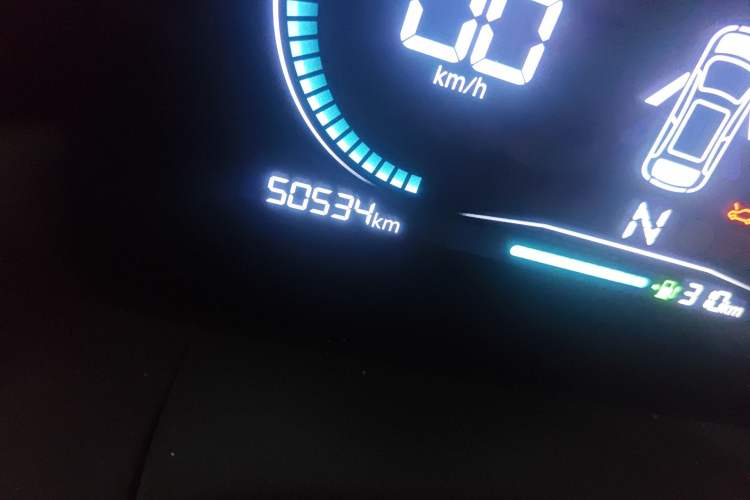 Used Leapmotor T03 2021 400 Lite Edition Lithium Iron Phosphate Odometer Close Up