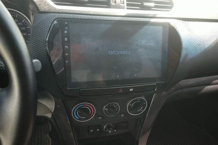 Used Great Wall Wingle 5 2017 2.0T European-Style Diesel Two-Wheel-Drive Elite Version with Large Double Cab – GW4D20B