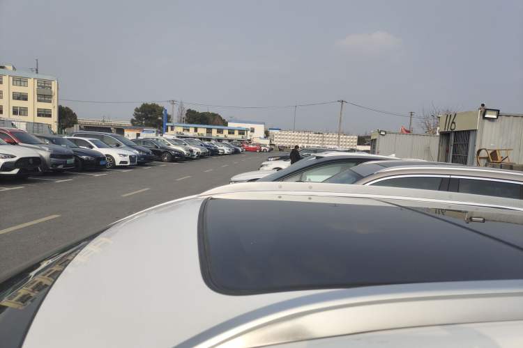 Used Cadillac XT4 2018 28T Two-Wheel Drive Leading Version
