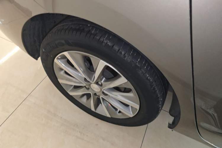 Used Buick GL6 2021 323T Mild Hybrid Connect Luxury Model Exterior 5