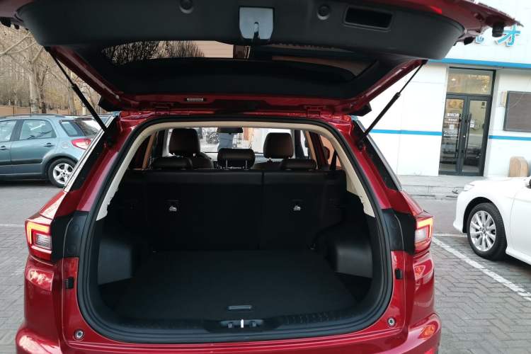 Used Changan CS55 2017 1.5T Manual Colorful Edition