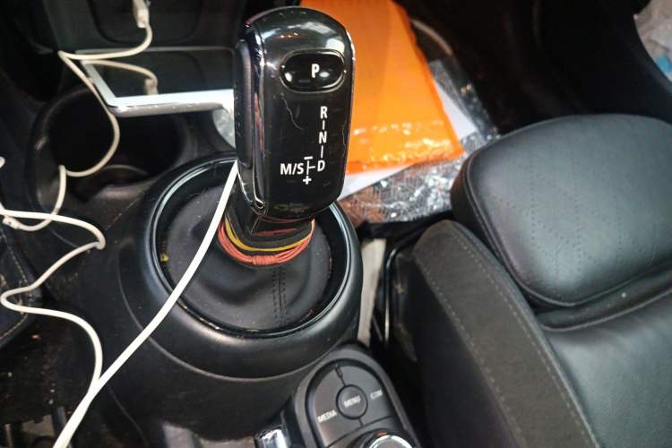 Used MINI 2018 1.5T COOPER Artist