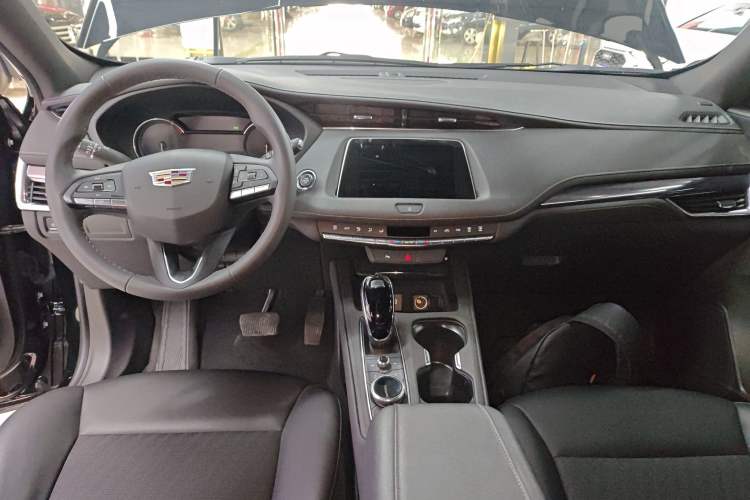 Used Cadillac XT4 2022 28T Two-Wheel Drive Fashion Edition