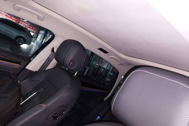 Used Volkswagen Passat 2020 330TSI Luxury Edition China VI