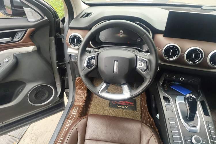 Used Wey VV6 2021 2.0T Two-Wheel Drive Smart Plus