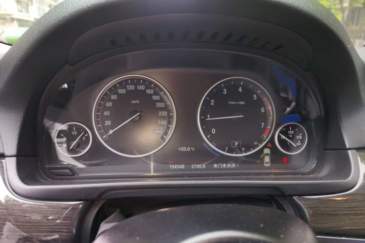 Used BMW 5 Series 2014 525Li Luxury Design Package
