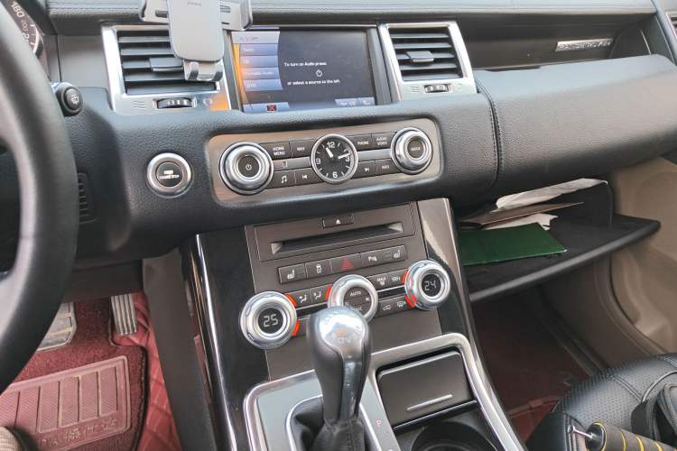 Used Land Rover Range Rover Sport 2010 5.0 NA V8 HSE
