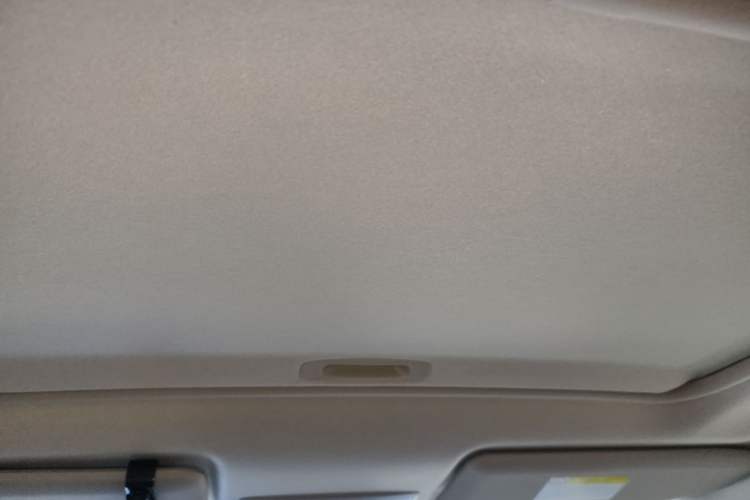 Used Mitsubishi ASX 2018 1.6L Manual Two-Wheel Drive Dynamic Edition Headliner