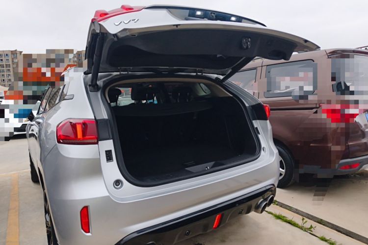 Used Wey VV7 2017 2.0T Flagship Model Trunk