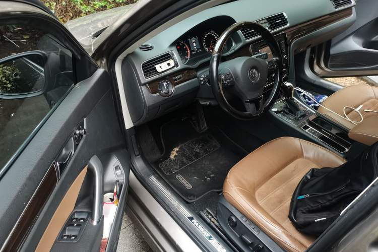 Used Volkswagen Passat 2014 2.0 TSI DSG Ultimate Edition
