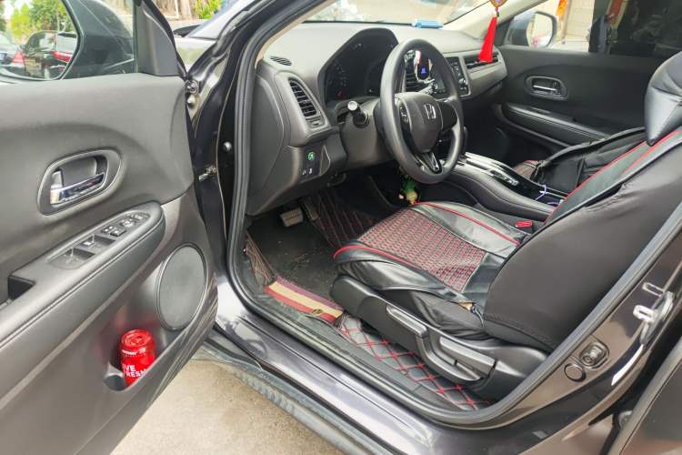 Used Honda Vezel 2015 1.5L CVT two-wheel drive Comfort trim Driver Seat