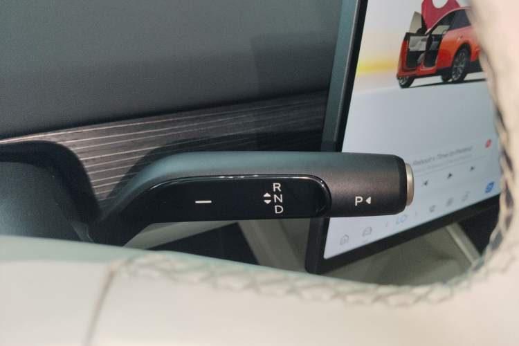 Used ONVO L60 2024 60 kWh All-Wheel Drive